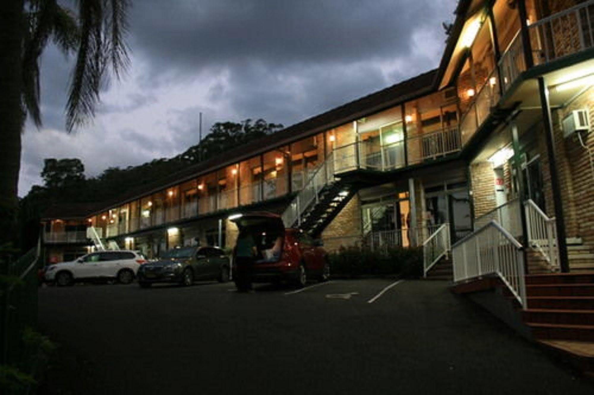 Gosford Inn Motel Exterior foto